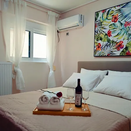 New Times Seafront Melissi Guest house